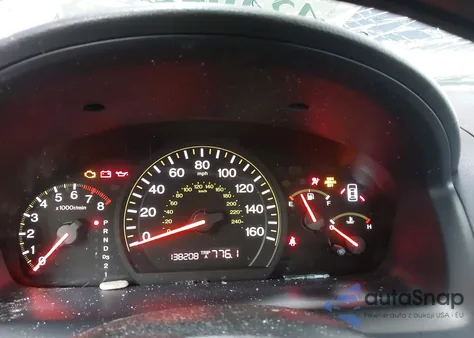 2005 Honda Accord 2.4 Lx z USA, uszkodzony, nr VIN 1HGCM56445A152861